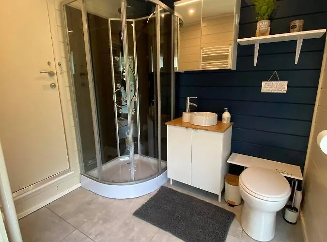 シャレー Le Bonheur A Rive *